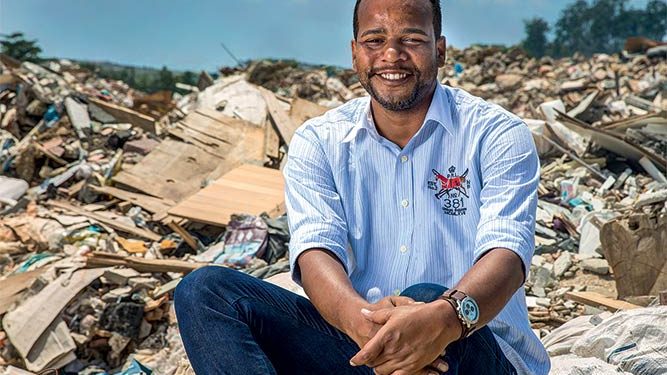 TIÃO SANTOS, DO LIXO EXTRAORDINÁRIO É INDICADO PELO MNESC PARA ASSUMIR DIRETORIA DE RESIDUOS NO MMA DO GOVERNO LULA