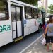 Foliões utilizam transporte público para acesso aos circuitos do Carnaval