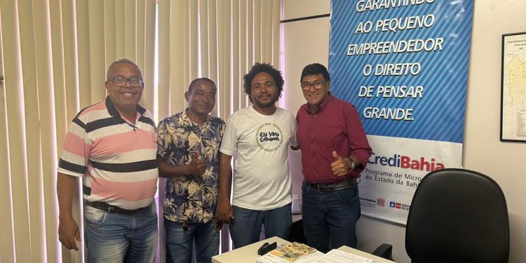 O governo do Estado da Bahia, através do Programa Credibahia oferece emprestimos a pequenos empreendedores que desejam alavancar seus negocios.