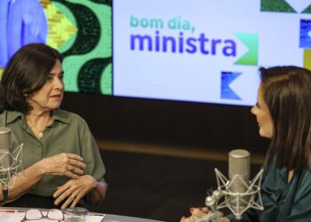 ministra-da-saude-comemora-dados-da-imunizacao-infantil