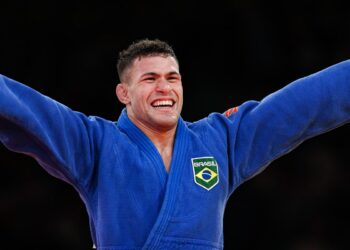 willian-lima-conquista-prata-no-judo,-a-1a-medalha-do-brasil-em-paris