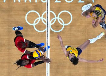 volei-feminino-estreia-com-vitoria-tranquila-em-paris